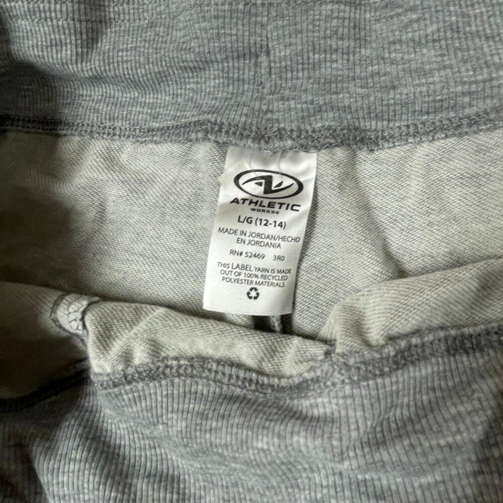 Athletic Works Gray Shorts Women Size 12-14 NWT, 9" inseam - NWT - Picture 5 of 11